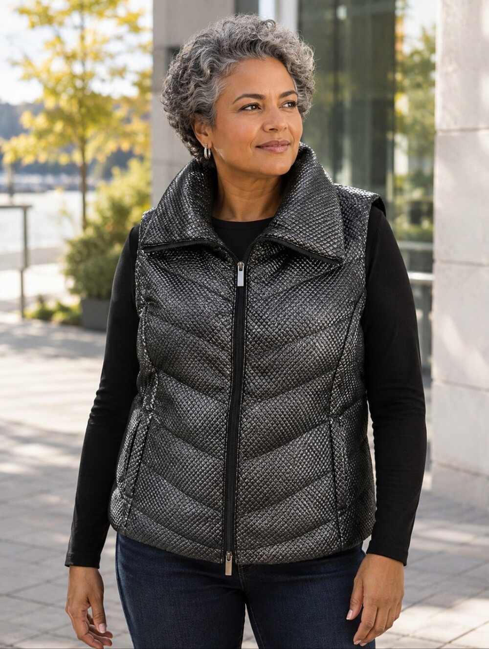 Chico's Zenergy Metallic Foil Quilted Puffer Vest Black Size 3 US 16 NWT